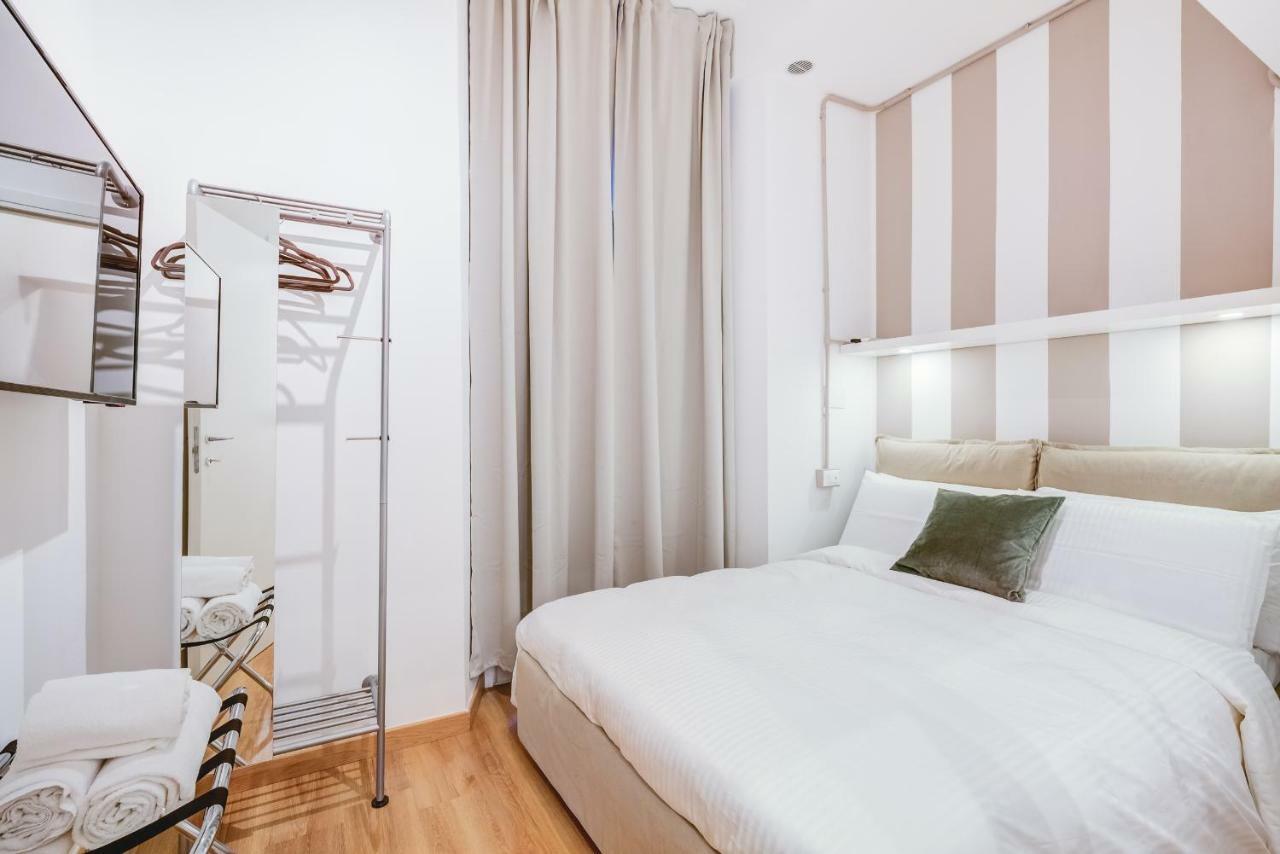 Spanish Steps Luxury Apartment โรม ภายนอก รูปภาพ