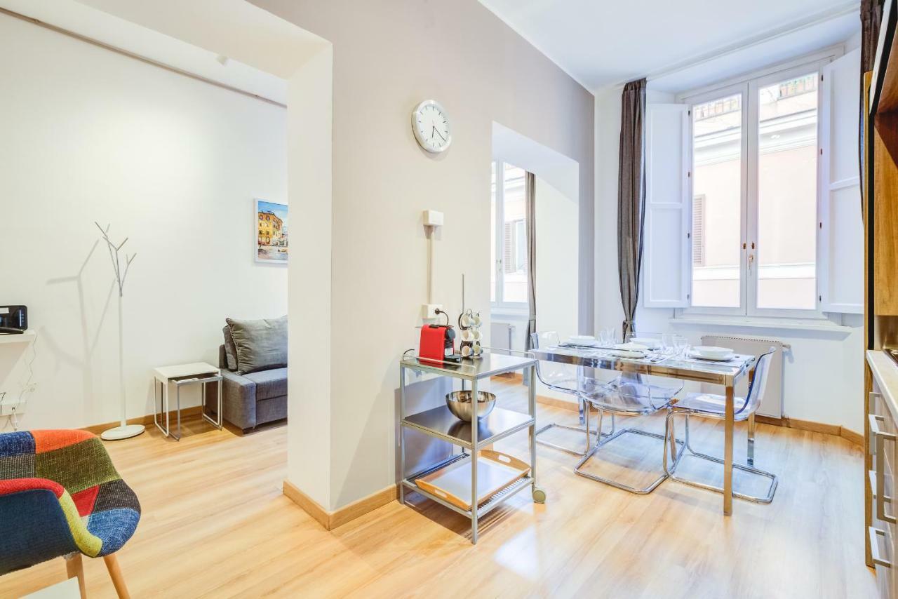 Spanish Steps Luxury Apartment โรม ภายนอก รูปภาพ