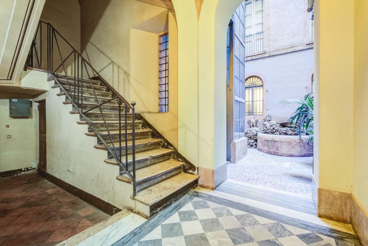Spanish Steps Luxury Apartment โรม ภายนอก รูปภาพ